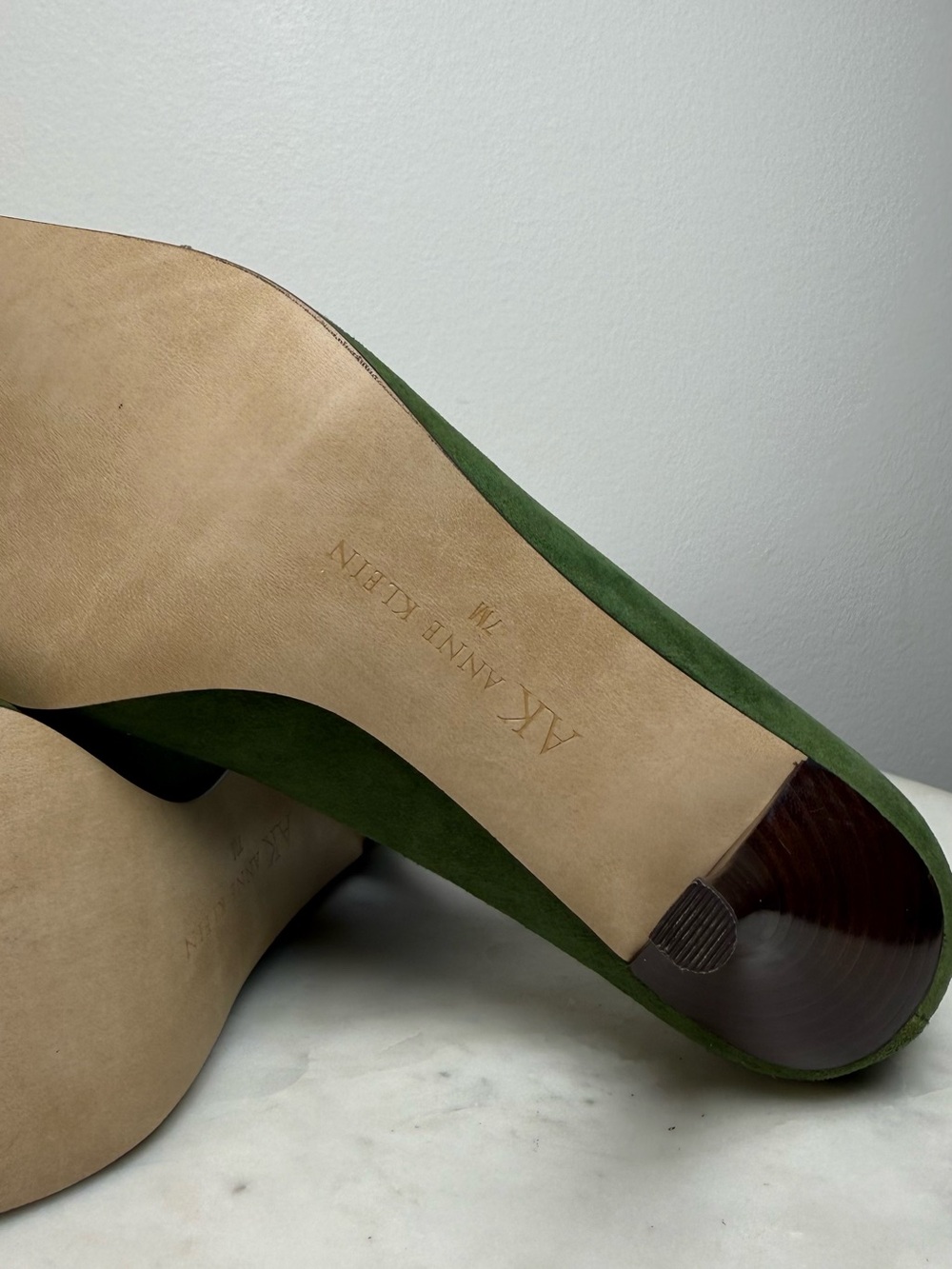 Anne Klein AK Green Suede Leather Pointed Toe Pumps Heels Women’s - Picture 9 of 11